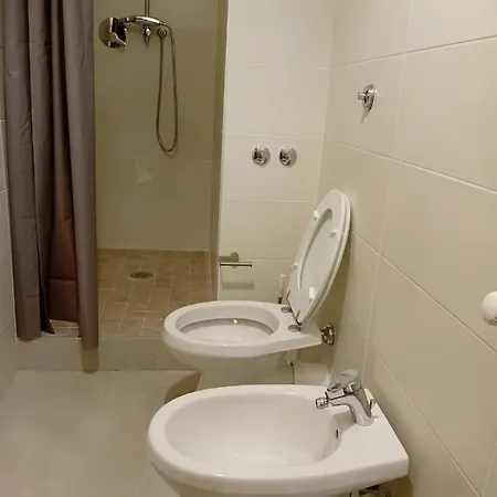 Tre Al Centro Di Guest house
