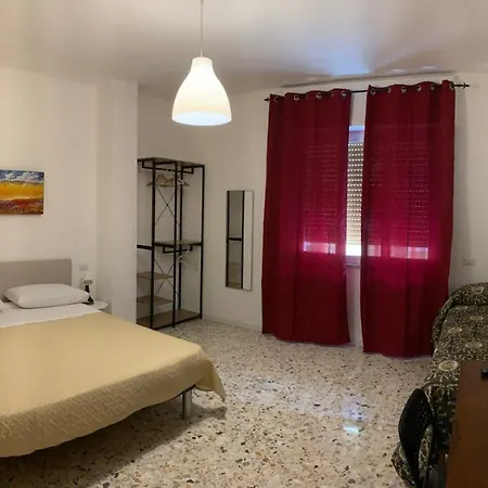 Tre Al Centro Di Гостевой дом Неаполь